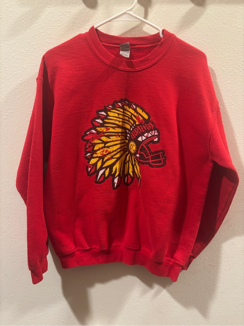 Women’s Chiefs Red Football Crewneck Sweatshirt – Size Medium GREAT CONDITION